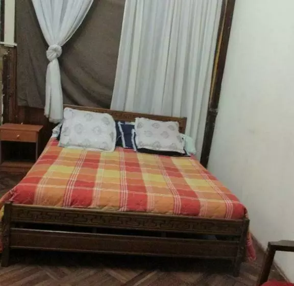 ペンション Bvc Hostal Iquique