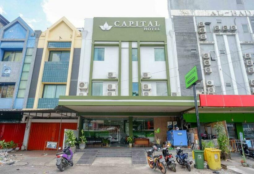 Urbanview Hotel Capital Makassar