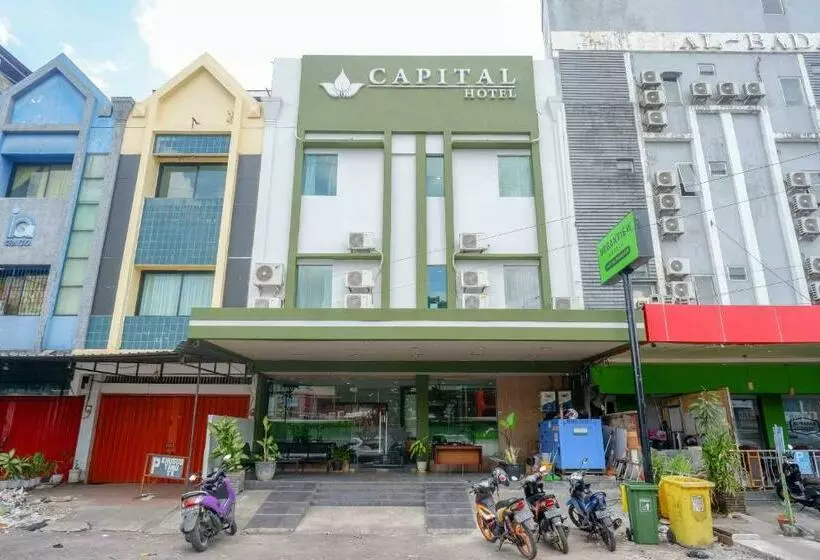 Urbanview Hotel Capital Makassar