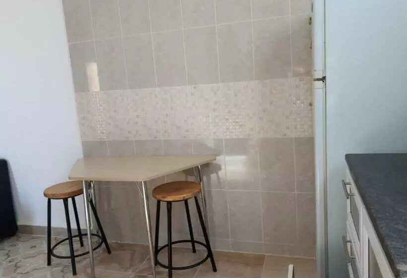 پانسیون Generous Guest House