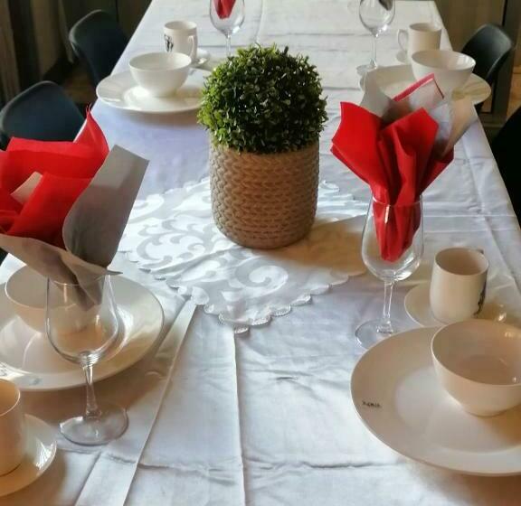 פנסיון Ingwenya Guesthouse