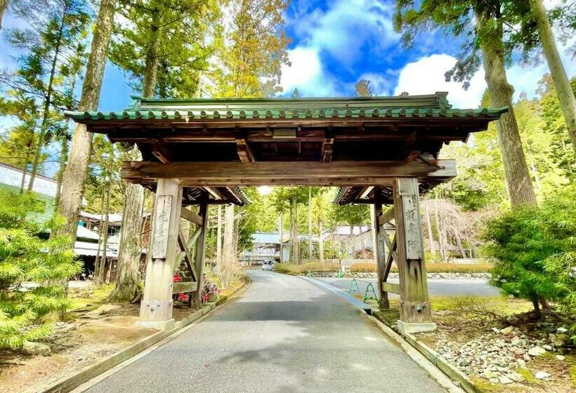 Ryokan 高野山 宿坊 龍泉院  Koyasan Shukubo Ryusenin