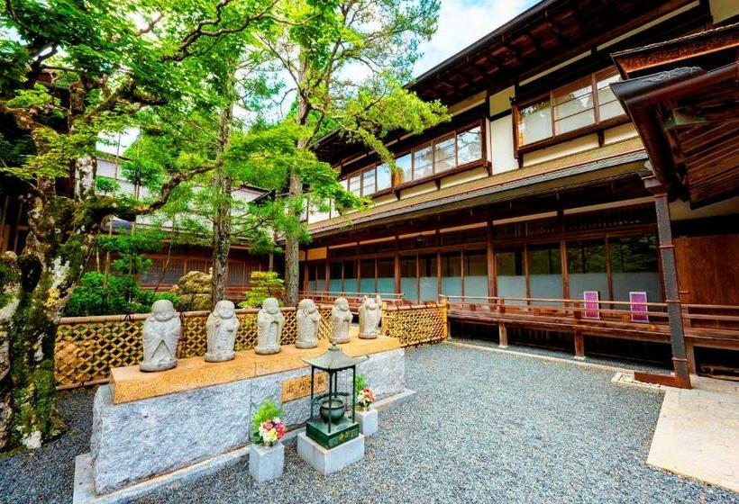Ryokan 高野山 宿坊 龍泉院  Koyasan Shukubo Ryusenin