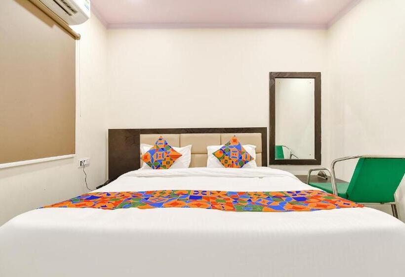 Fabhotel Golden Leaf I