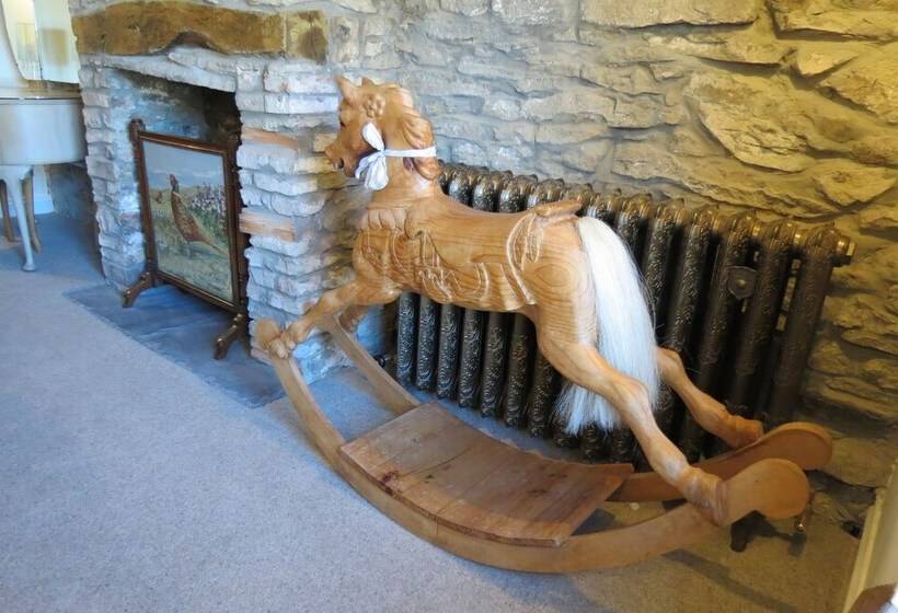 پانسیون Farthing Cottage