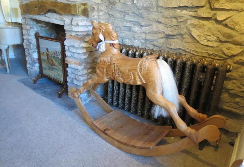 پانسیون Farthing Cottage