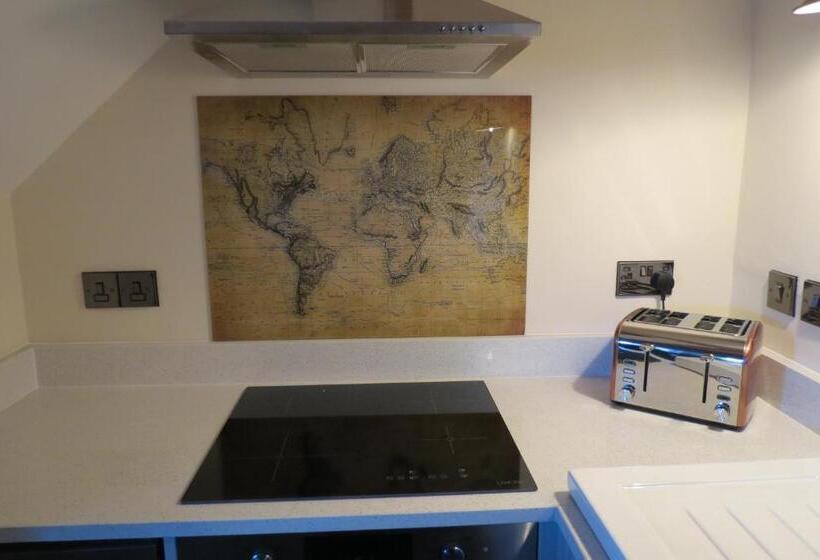 پانسیون Farthing Cottage