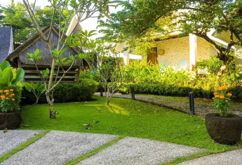 تختخواب و صبحانه Chanteak Bali   Teak House 1