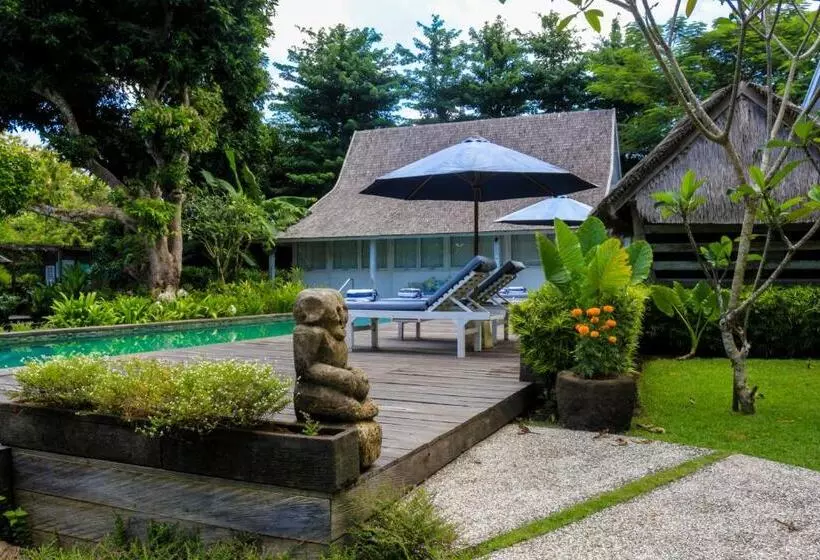 تختخواب و صبحانه Chanteak Bali   Teak House 1