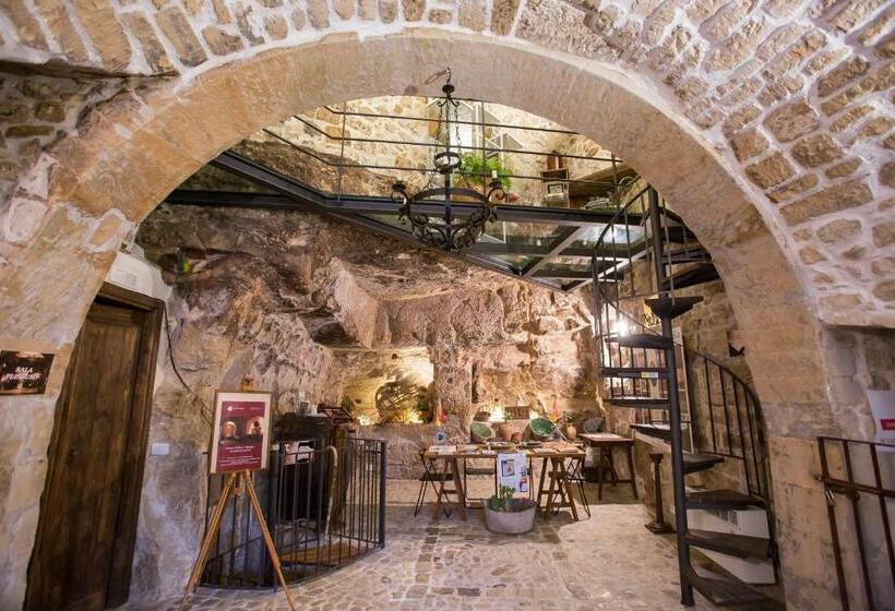 Case Degli Avi 2, Antico Abitare In Grotta