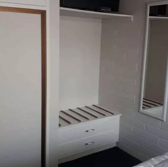 מוטל Colonial On Tay