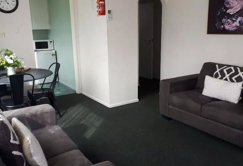 מוטל Colonial On Tay