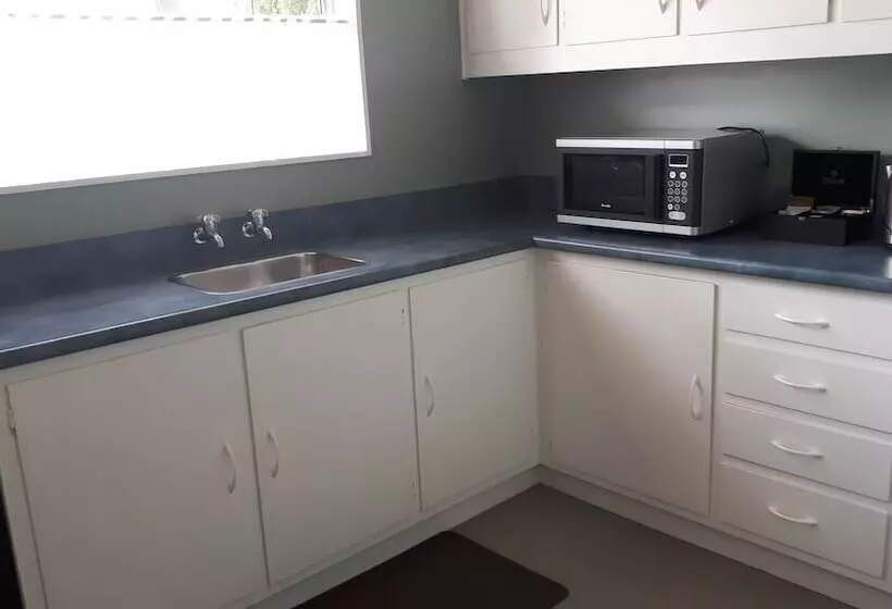 מוטל Colonial On Tay