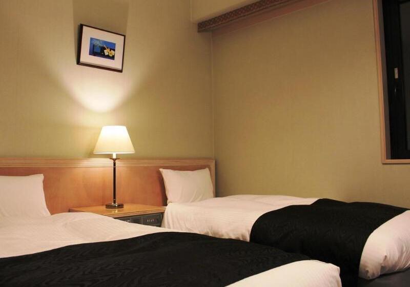 Apa Hotel Tonami Ekimae