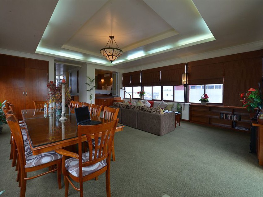 هتل Artisan Boutique