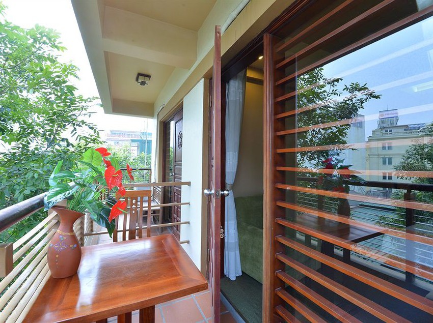 هتل Artisan Boutique