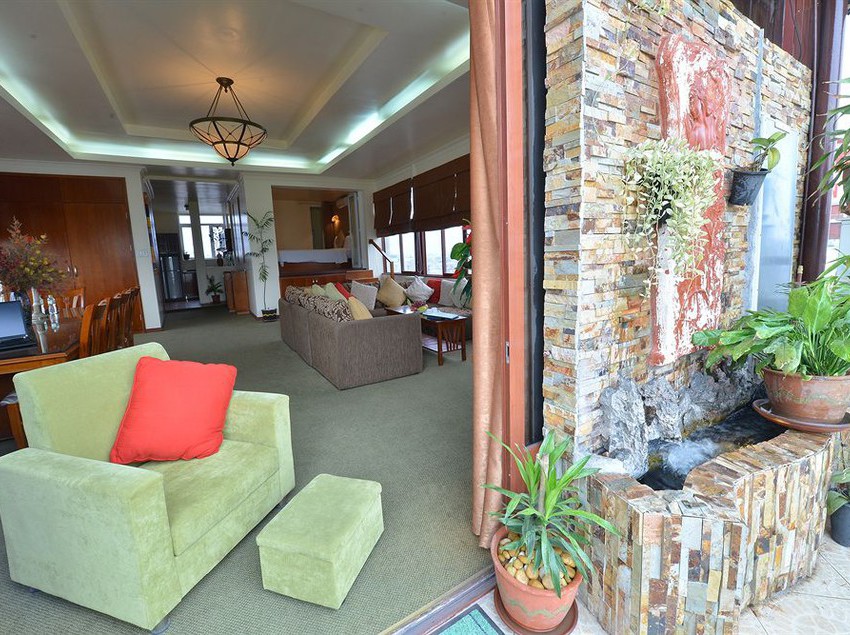 هتل Artisan Boutique