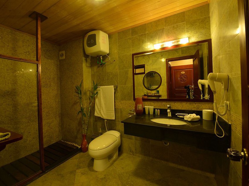 هتل Artisan Boutique