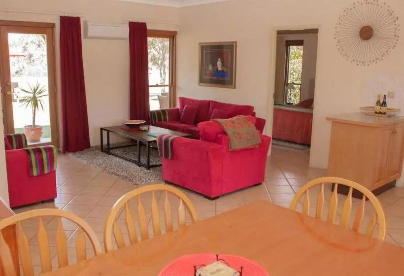 Hotelli Berenbell Vineyard Retreat