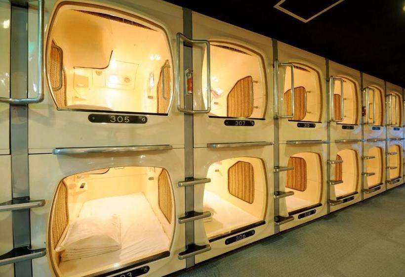 فنادق الكبسولة Capsule Inn Sapporo Caters To Men