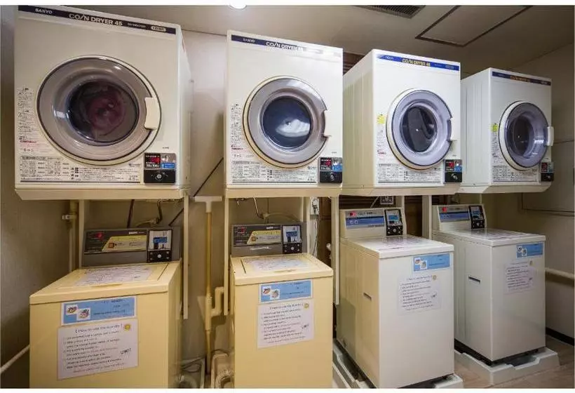 Капсульный Oтель Capsule Inn Sapporo  Caters To Men