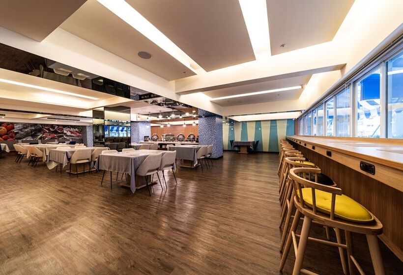 Fish Hotel Kaohsiung