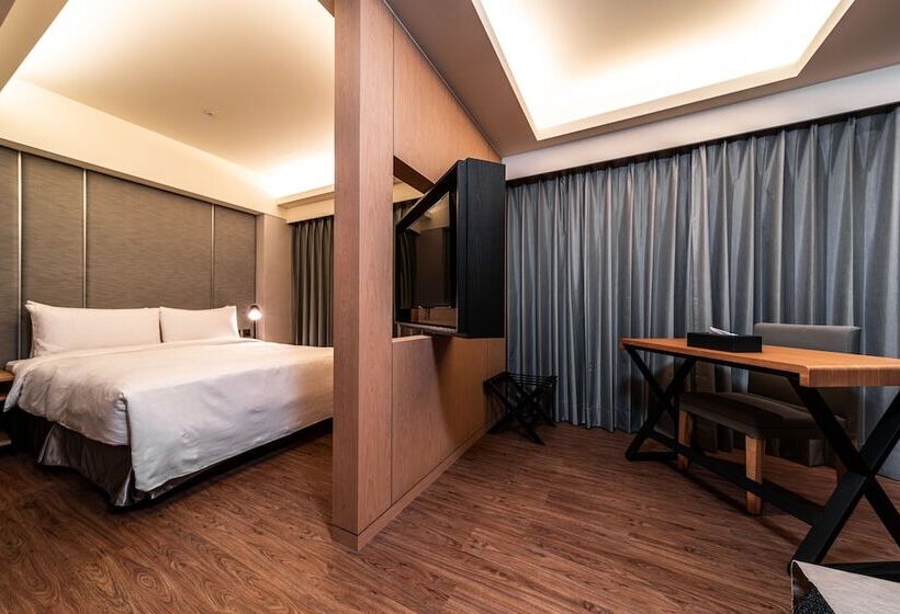 Fish Hotel Kaohsiung