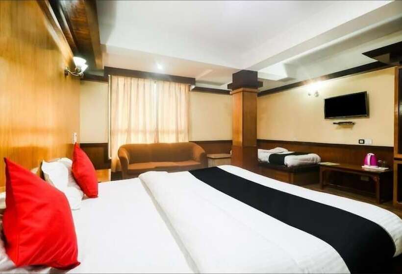 בית מלון כפרי Gajraj