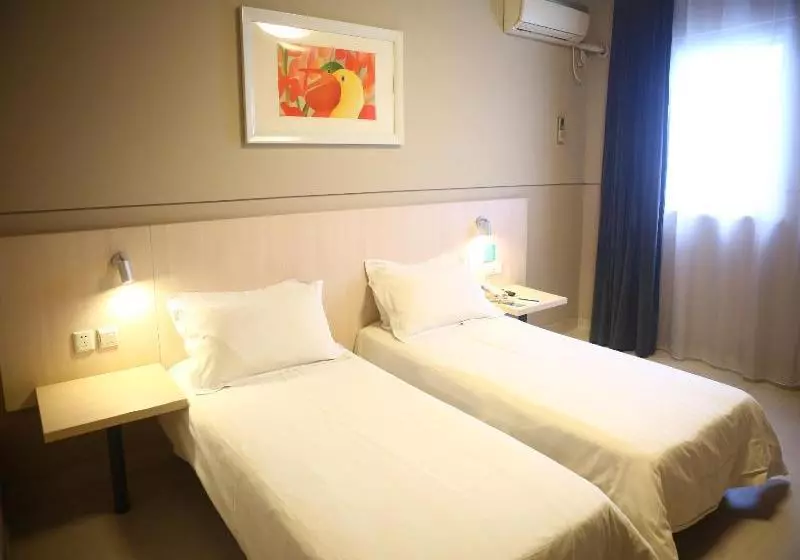 Otel Jinjiang Inn Taizhou Nantong Rd