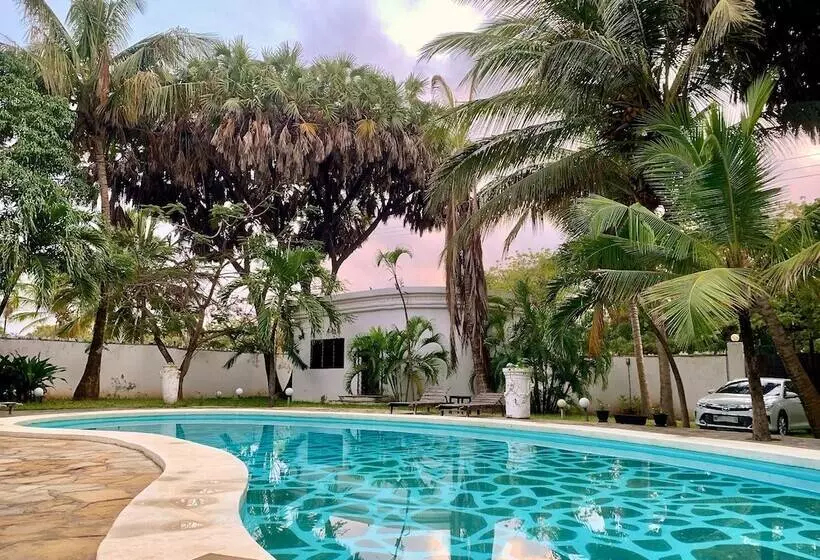 هتل Kenyan House Malindi
