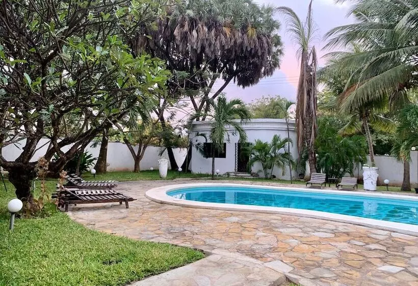 هتل Kenyan House Malindi