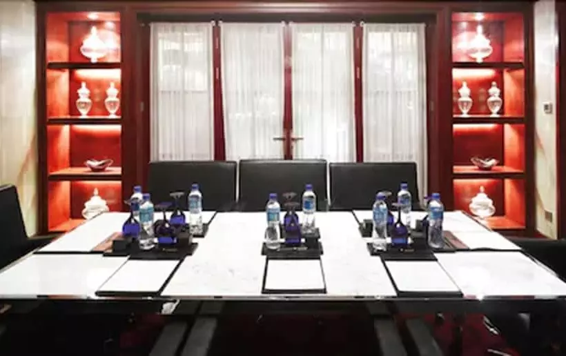 Optics Valley Kingdom Plaza Hotel Wuhan