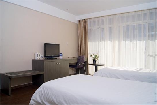 Otel Shanghai Respond