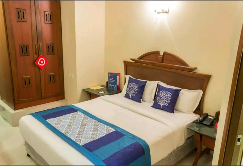 Strand Hotel, Colaba