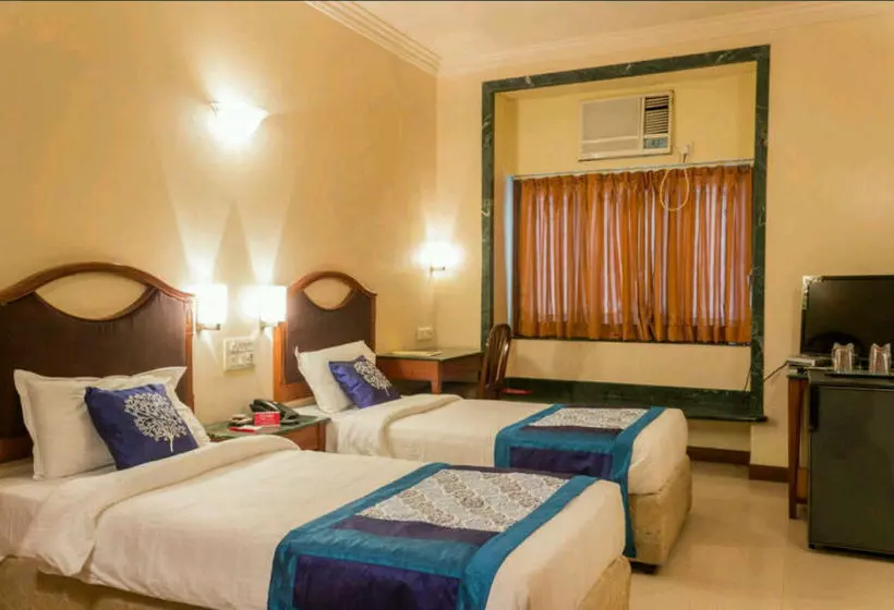 Strand Hotel, Colaba