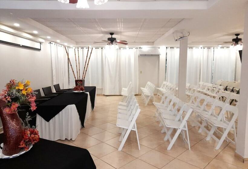 בית מלון כפרי Valle Del Rio