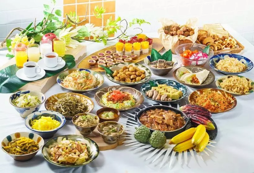 Vessel Hotel Campana Okinawa