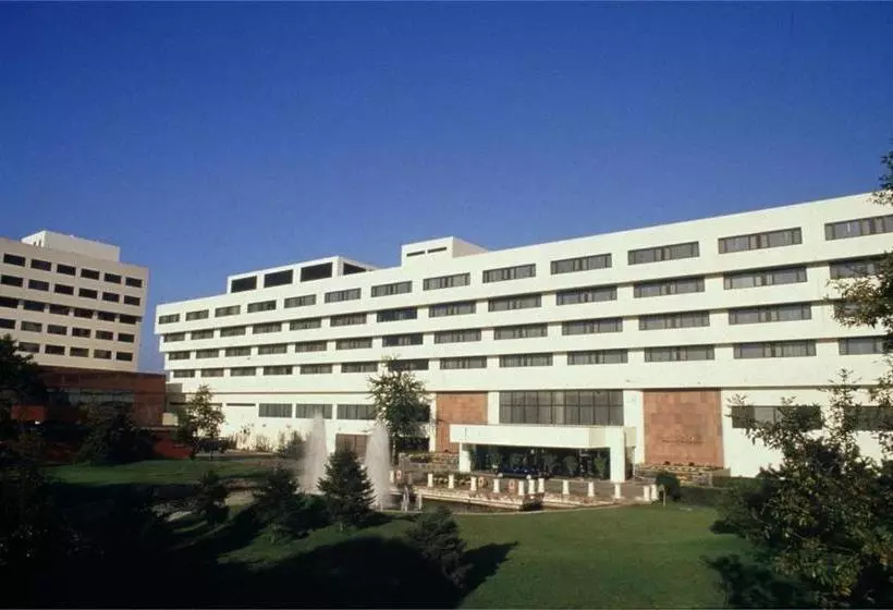 هتل Yanyuan International