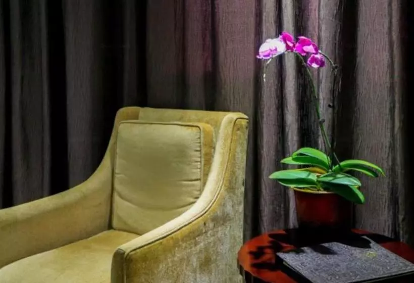 Hotel Zhuhai Liuhe Holiday