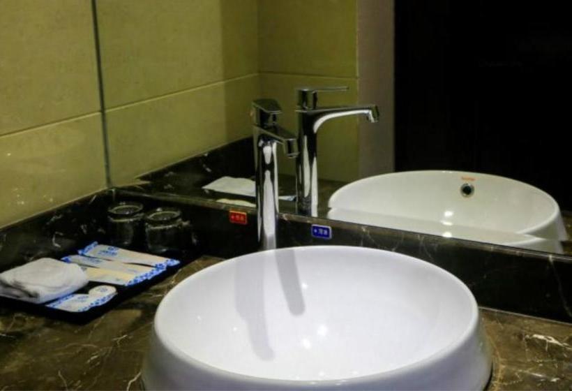 Hotel Zhuhai Liuhe Holiday