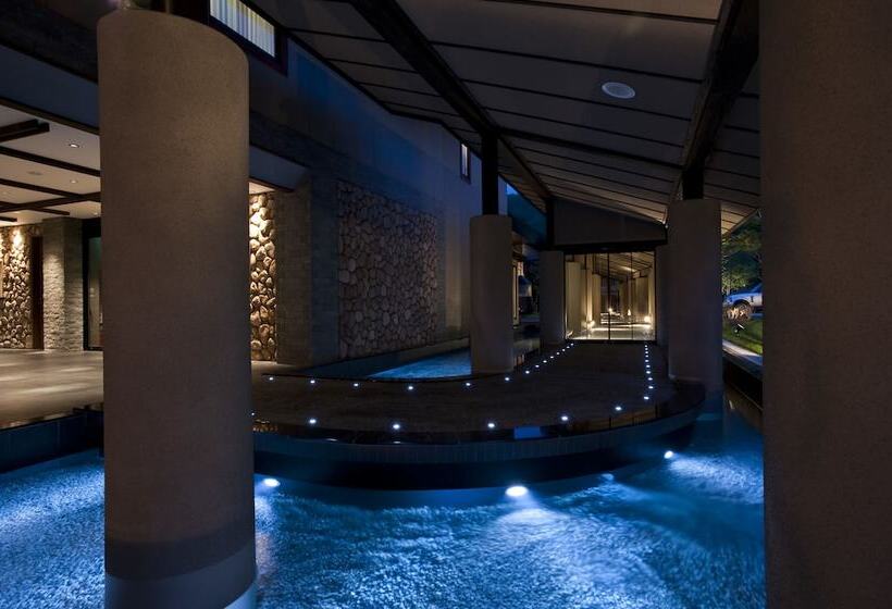 Lake Shikotsu Tsuruga Resort Spa Mizu No Uta