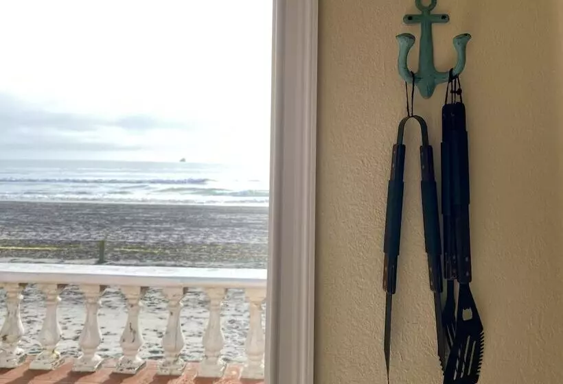 Quinta Pacifica Beachfront Villas