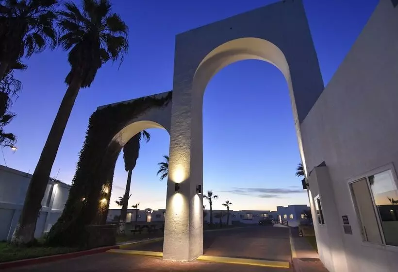 Quinta Pacifica Beachfront Villas