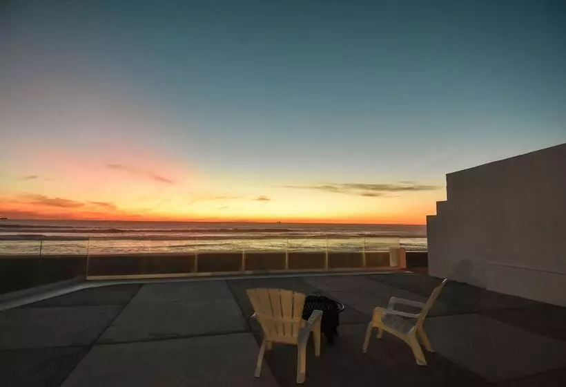 Quinta Pacifica Beachfront Villas