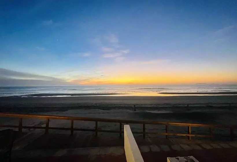 Quinta Pacifica Beachfront Villas