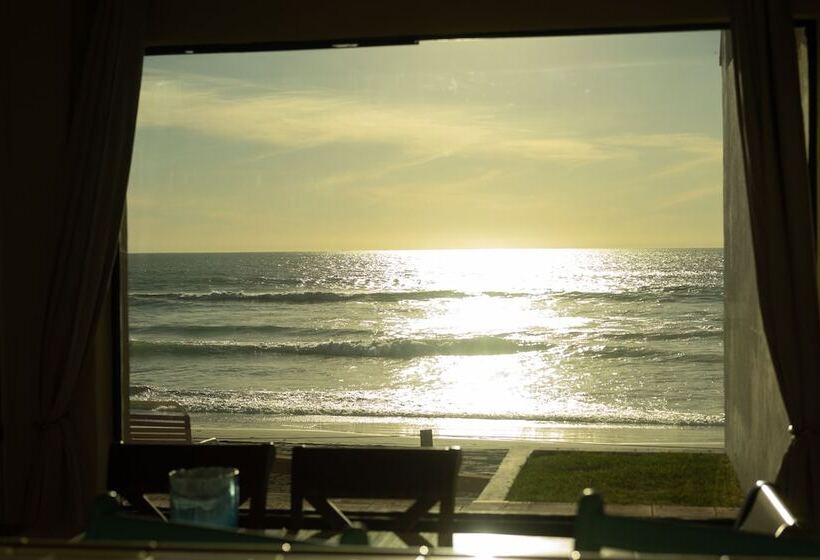 Quinta Pacifica Beachfront Villas