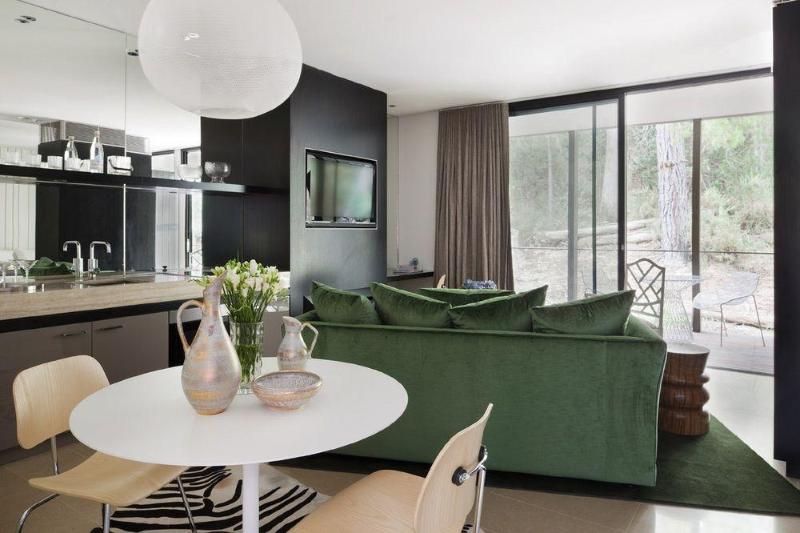 리조트 Hepburn At Hepburn