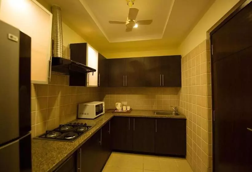 리조트 Lemon Tree Hotel, Tarudhan Valley, Manesar