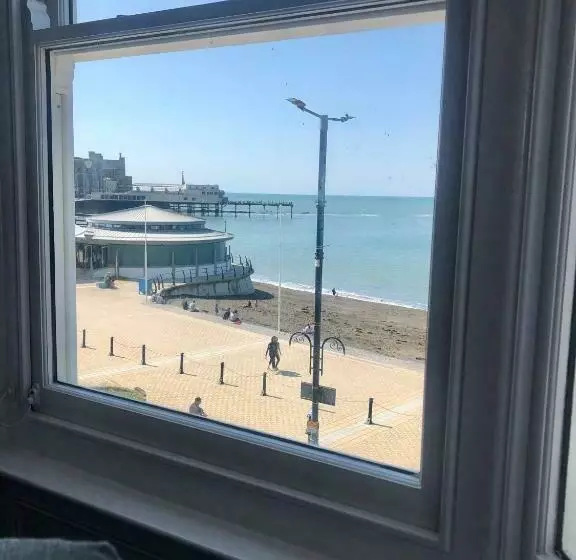 Cranwell Court Apartments