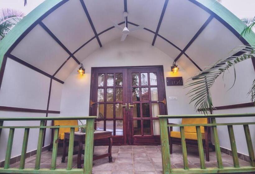 Resort Pause By The Sea